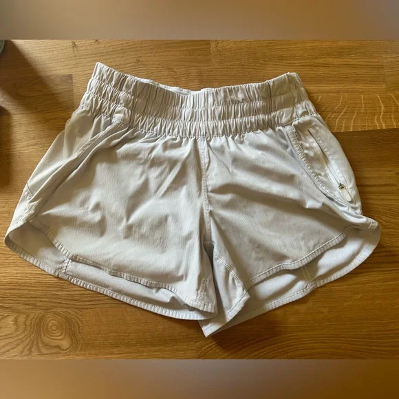 Lululemon Tracker - Picture 1 of 4